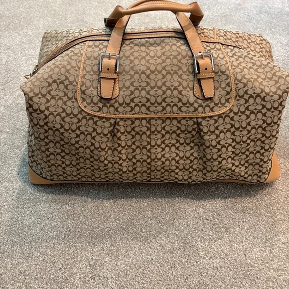 Coach Bags - Picture 4 of 16